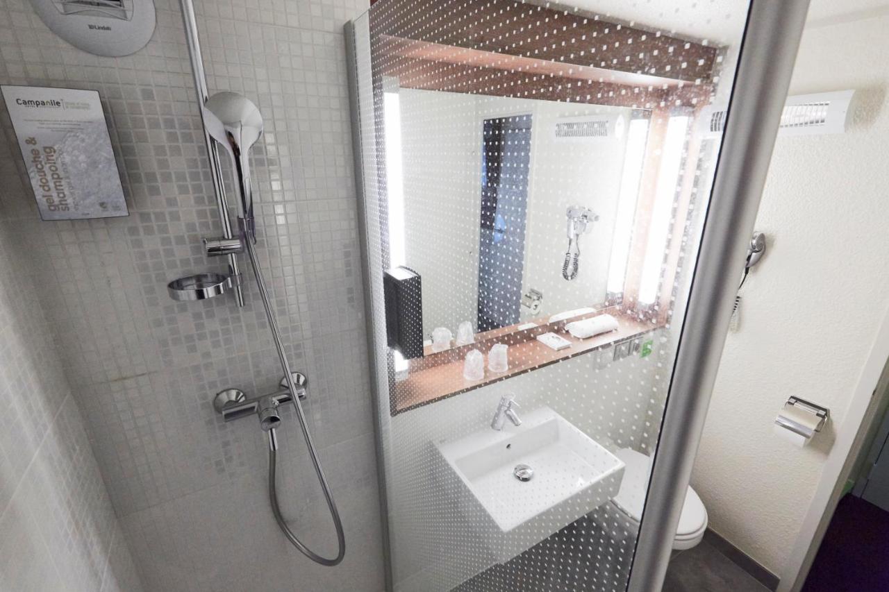 Campanile Clermont Ferrand - Le Brezet Hotel Екстериор снимка